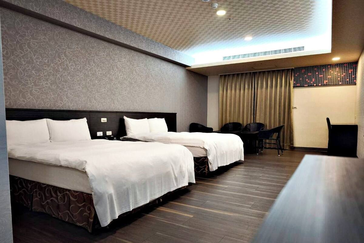 Family Quadruple Room | Down duvets, desk, blackout curtains, free WiFi
