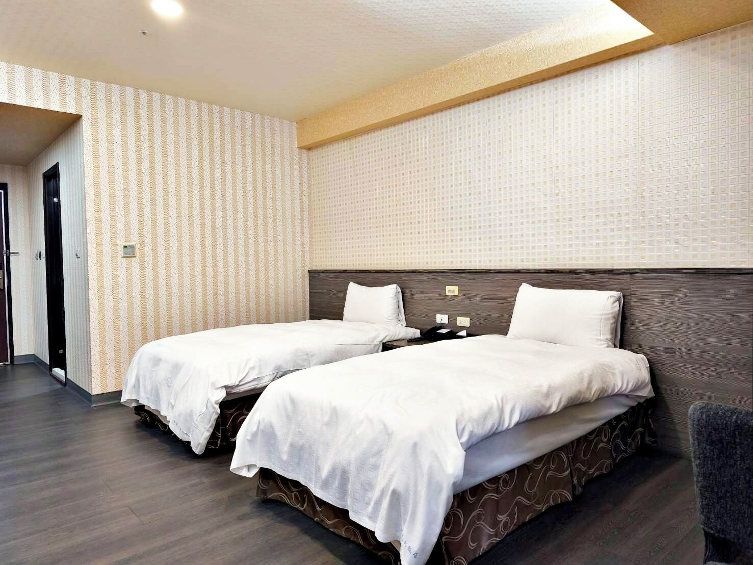 Business Twin Room