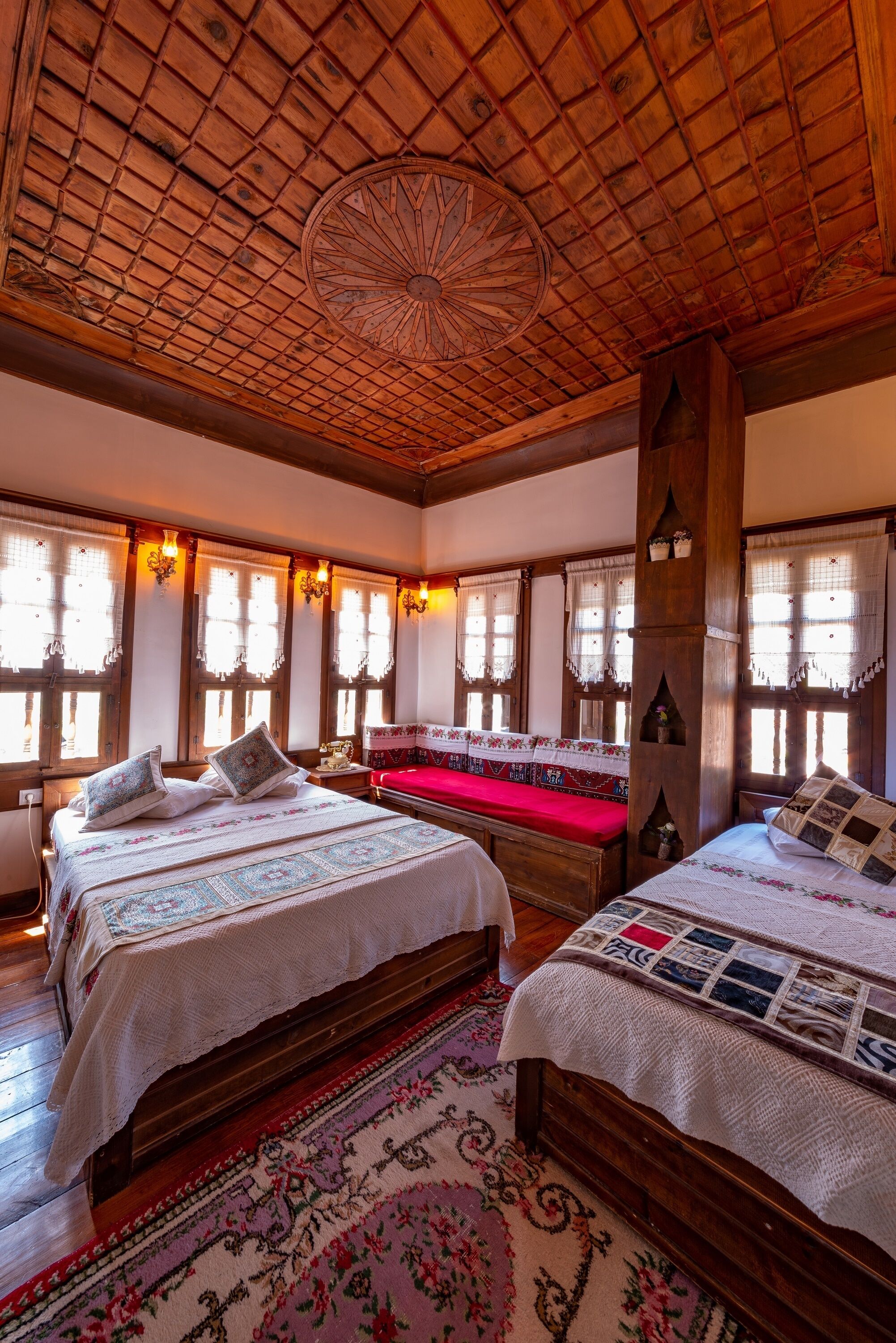 superior twin room, city view | 1 bedroom, premium bedding, free minibar items, desk