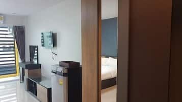 Premier King  | Minibar, blackout curtains, soundproofing, free WiFi