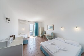 In-room safe, desk, free WiFi, bed sheets