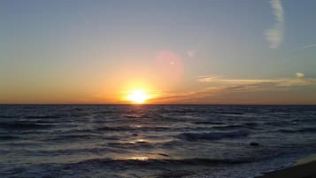 Una playa cerca