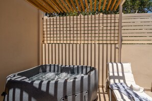 Deluxe Double Room, Hot Tub, Mountain View | Terrace/patio