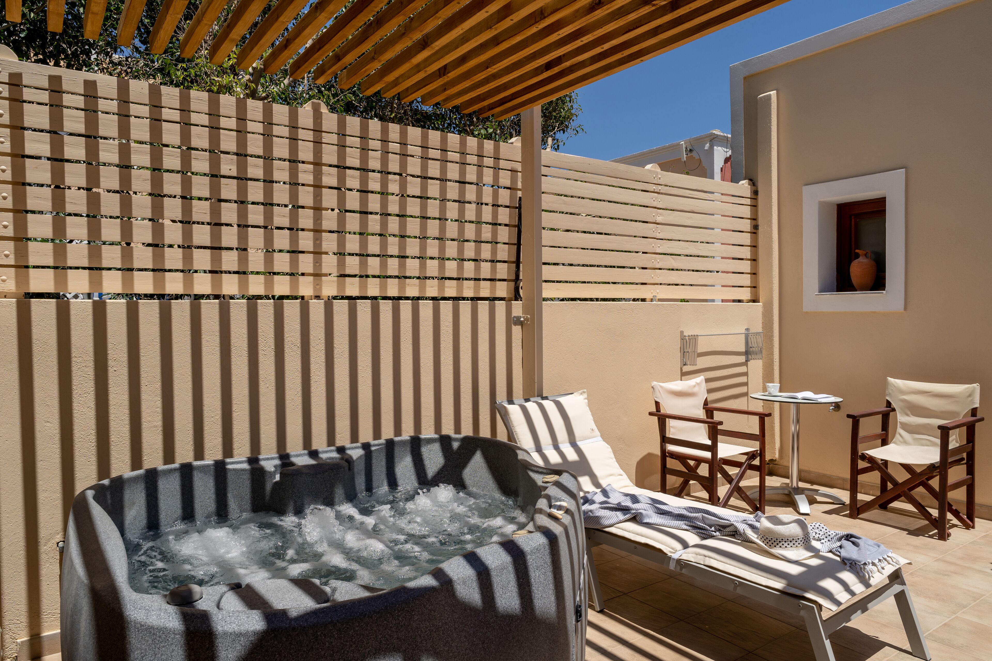 deluxe double room, hot tub, mountain view | terrace/patio