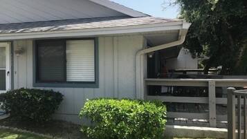 Condo, 1 Bedroom | Exterior