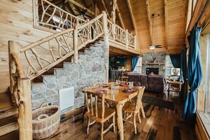 Cabane, 2 chambres | Restauration
