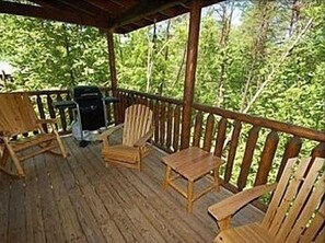 Cabin, 1 Bedroom | BBQ/picnic Area