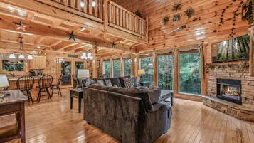 Cabin, 3 Bedrooms | Interior