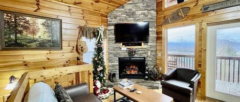 Cabin, 2 Bedrooms | Living area