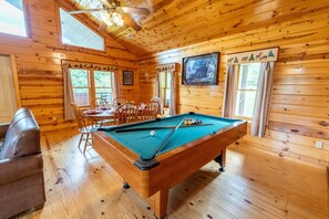 Cabin, 3 Bedrooms | Living area | TV