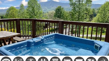 Hytte, 3 soverom | Utendørs boblebad