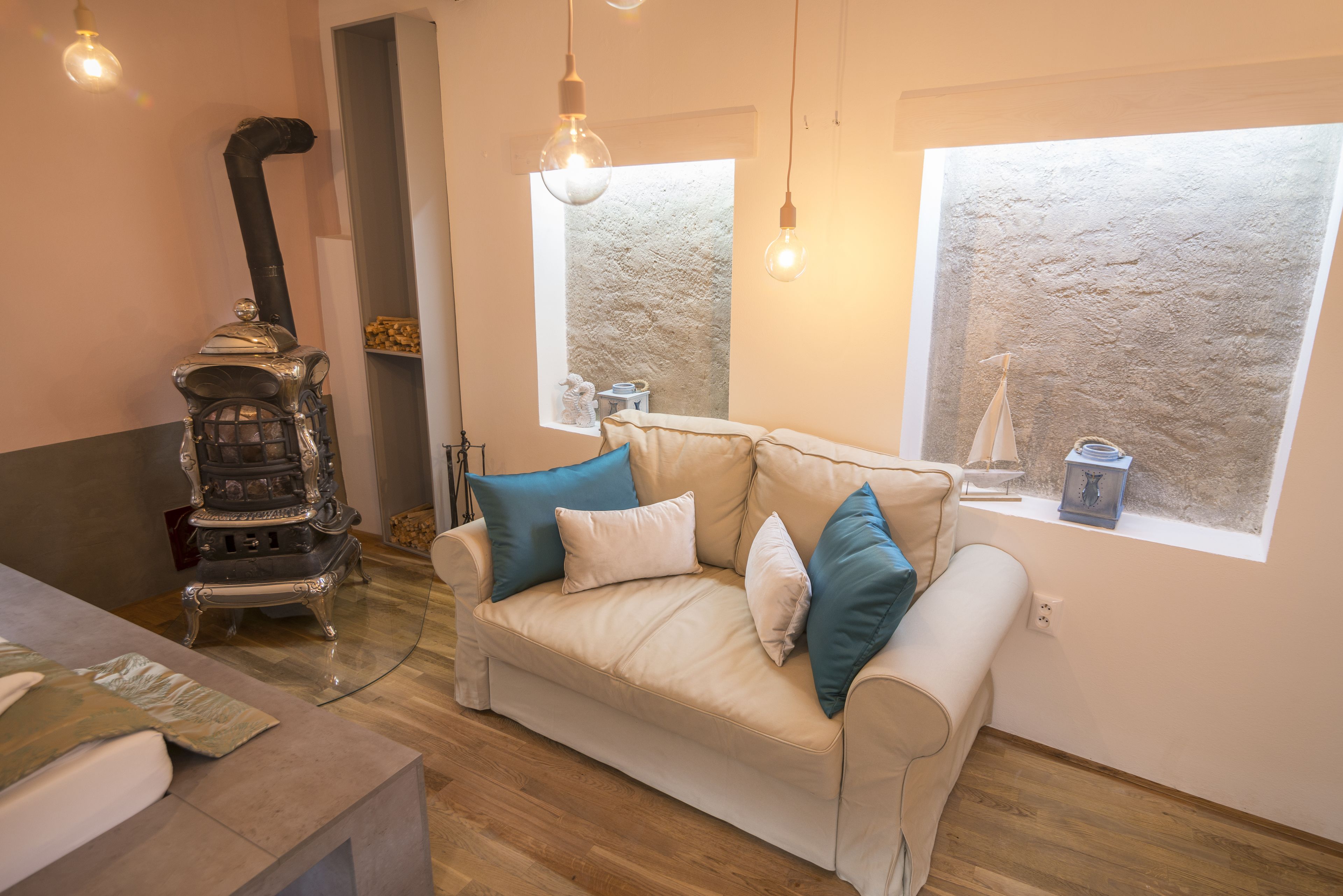 deluxe quadruple room (romantic) | living area | tv