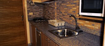 Sea Valley Suites