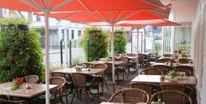 Terrace/patio - Komforthotel Butjadinger Tor (Nordenham)