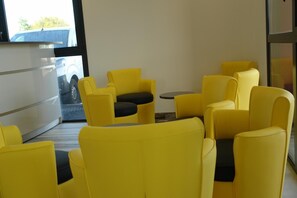 Lobby - Brit Hotel Confort Loches (Loches)