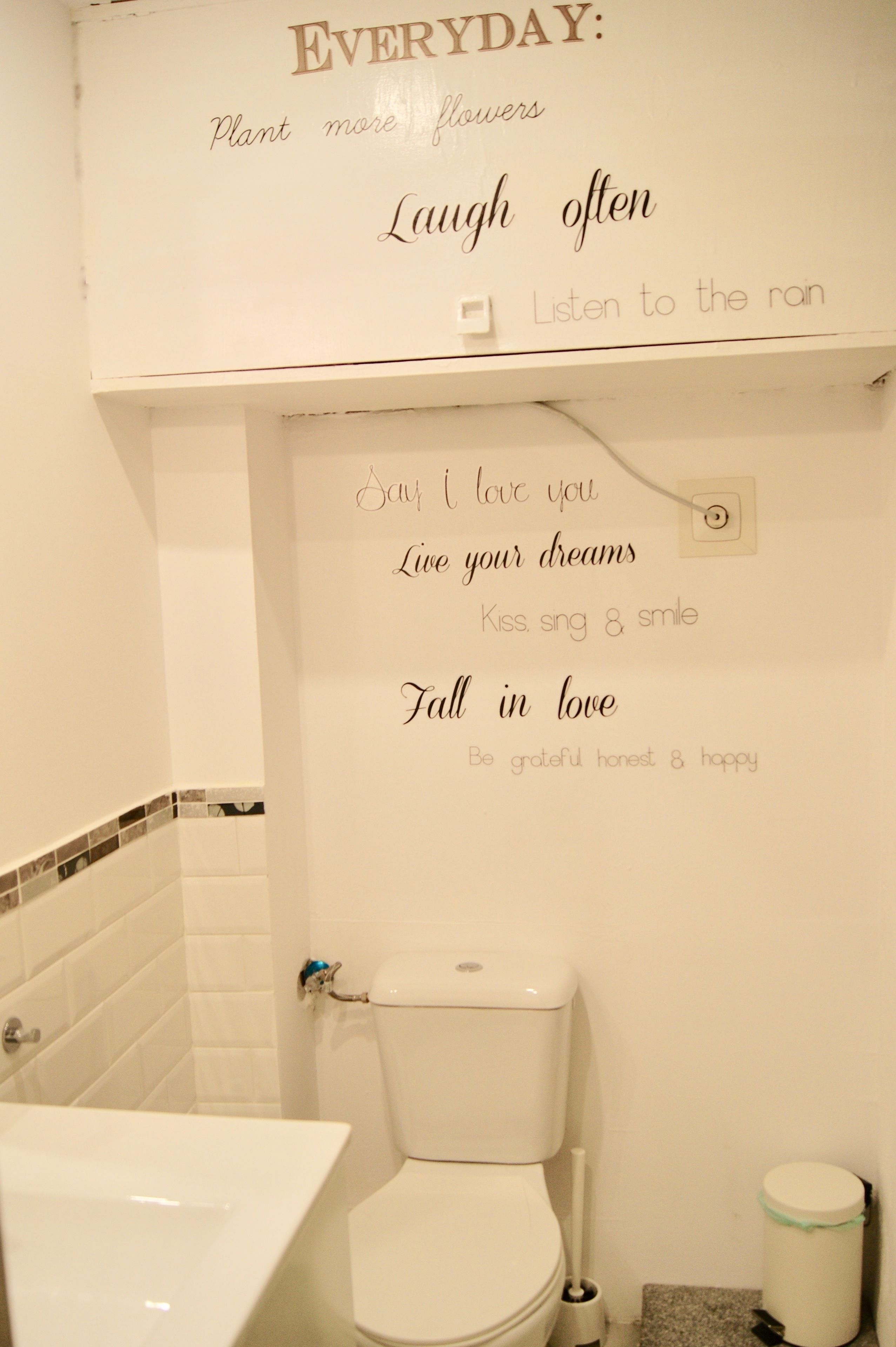 apartment, 1 bedroom | bathroom | combined shower/bathtub, rainfall showerhead, free toiletries