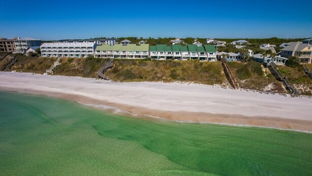 A coastal hotel with multiple buildings, a sandy beach, and a clear view of the ocean. - Seacrest - 6 - 2 Br townhouse by RedAwning (Panama City Beach)