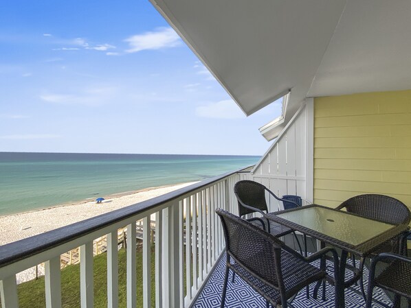 Condo, 3 Bedrooms | Outdoor dining - Highview (Sunseekers 7) - 3 Br condo by RedAwning (Santa Rosa Beach)
