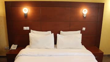Habitación Deluxe | Escritorio, cortinas opacas, wifi gratis
