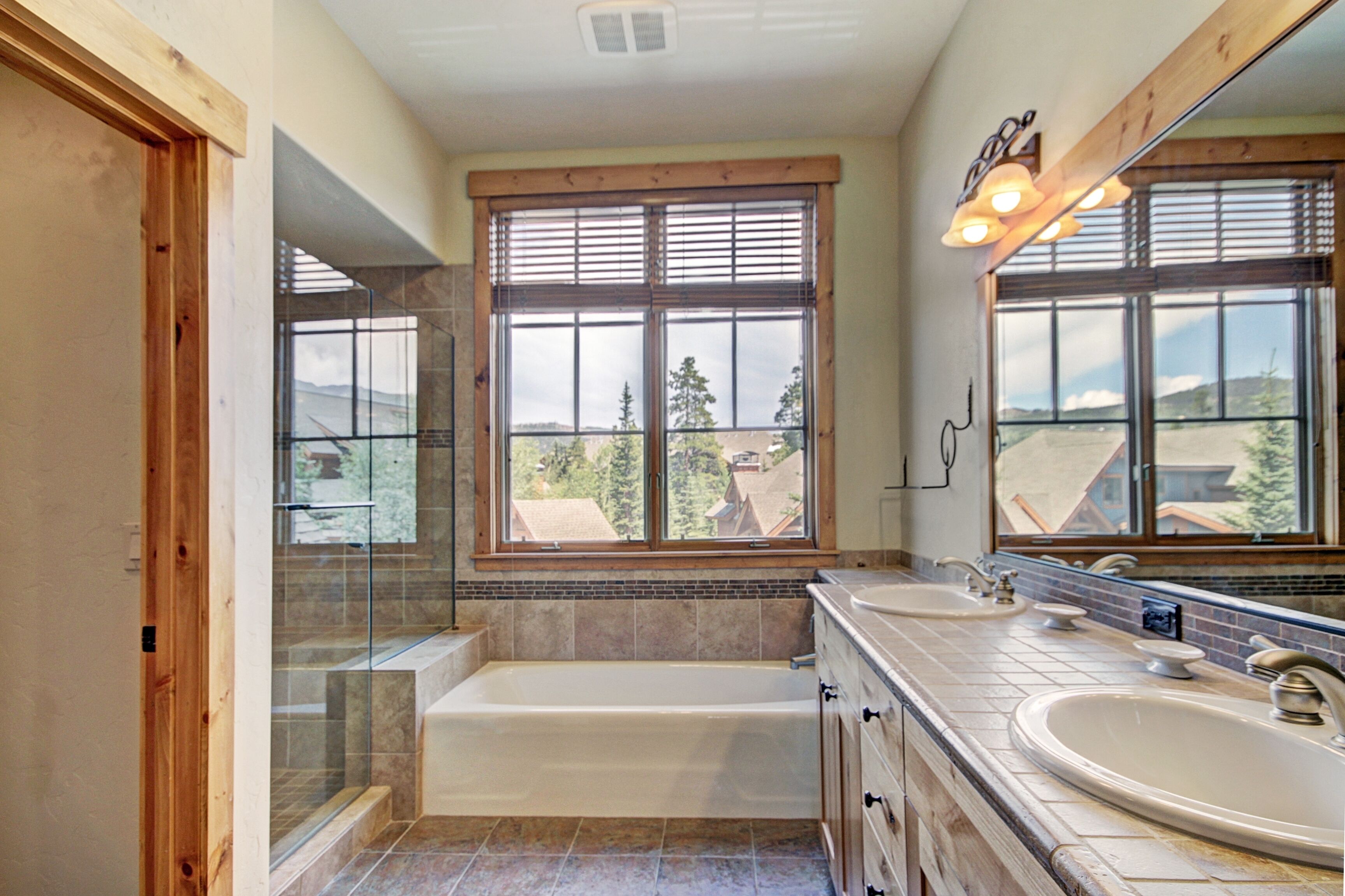Maison mitoyenne, 2 chambres | Salle de bain