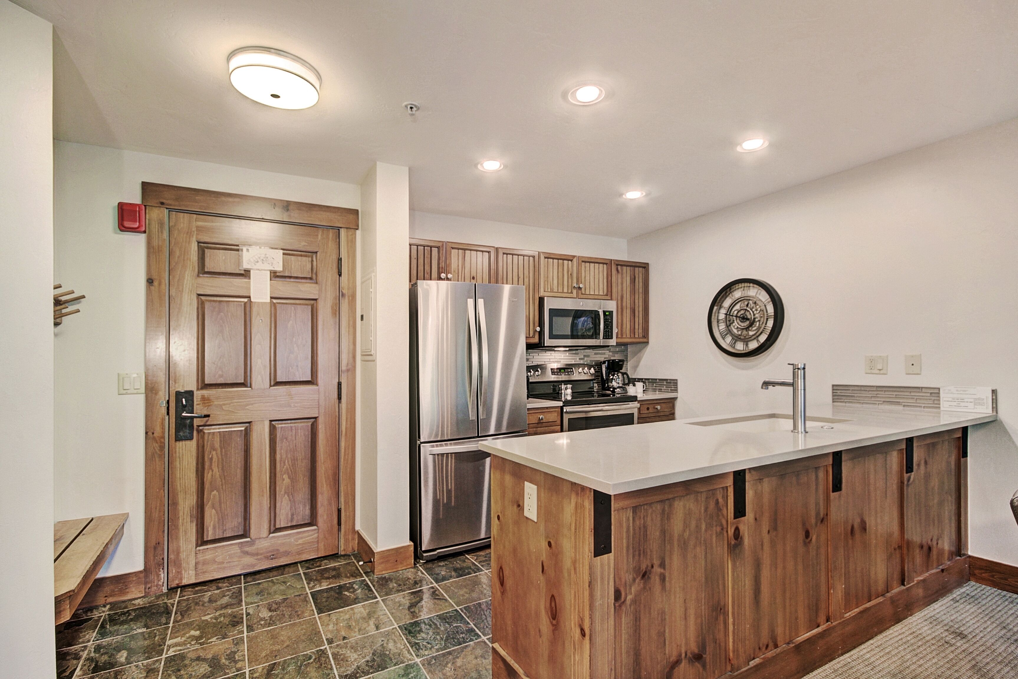 Apartamento, 1 habitación | Cocina privada | Frigorífico grande, microondas, horno y placa de cocina