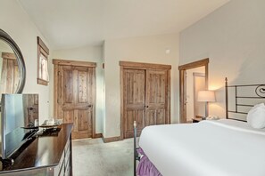 Stadtwohnung, 2 Schlafzimmer | 2 Schlafzimmer, Bügeleisen/Bügelbrett, Babybetten, kostenloses WLAN