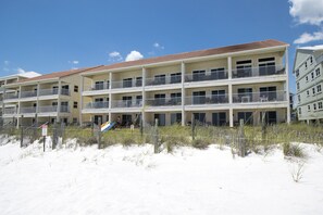 Condo, 1 Bedroom | Exterior