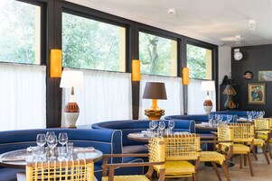 Lunch and dinner served, French cuisine