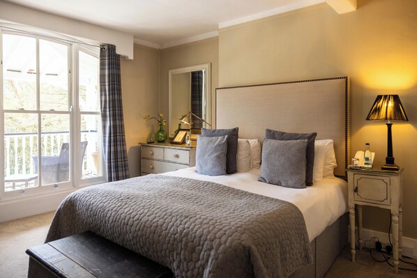 مكواة/لوح كي وواي فاي مجانًا