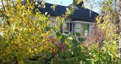 Just You in Neepawa Vacation Home