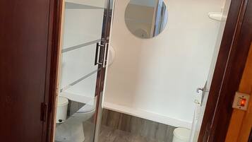 Douche de la salle de bain