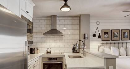 Downtown Studio + Modern Design In Walk To Snowy Trails Studio Bedroom Condo by RedAwning