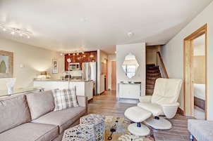 Condo, 2 Bedrooms | Living room | Fireplace, DVD player