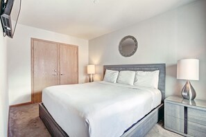 Condo, 2 habitaciones | 2 habitaciones, cunas, wifi gratis y ropa de cama