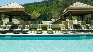 Condo, 3 Bedrooms | Pool | Outdoor pool, a heated pool, sun loungers