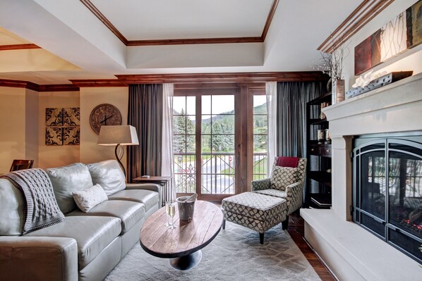 Condo, 3 Bedrooms | Living area | Flat-screen TV, fireplace