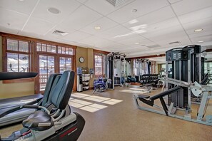 Studio | Fasilitas kebugaran