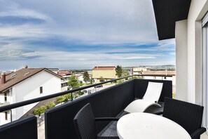Kamar Double atau Twin Deluks, pemandangan laut | Balkon