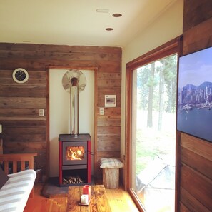 Standard Triple Room | Living area