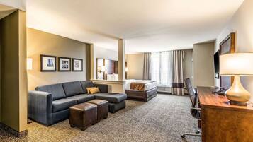 Svit - 1 kingsize-säng med bäddsoffa - icke-rökare - pentry | Skrivbord, strykjärn/strykbräda, barnsängar och gratis wi-fi