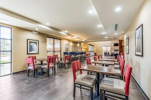 Free daily buffet breakfast - Comfort Suites Channelview - Houston East (Channelview)