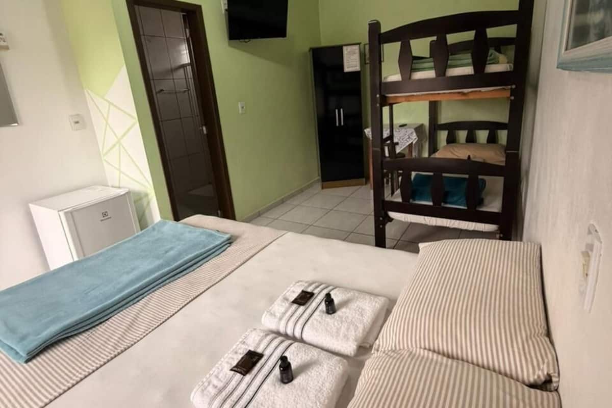 Minibar, Wi-Fi gratuit, draps fournis