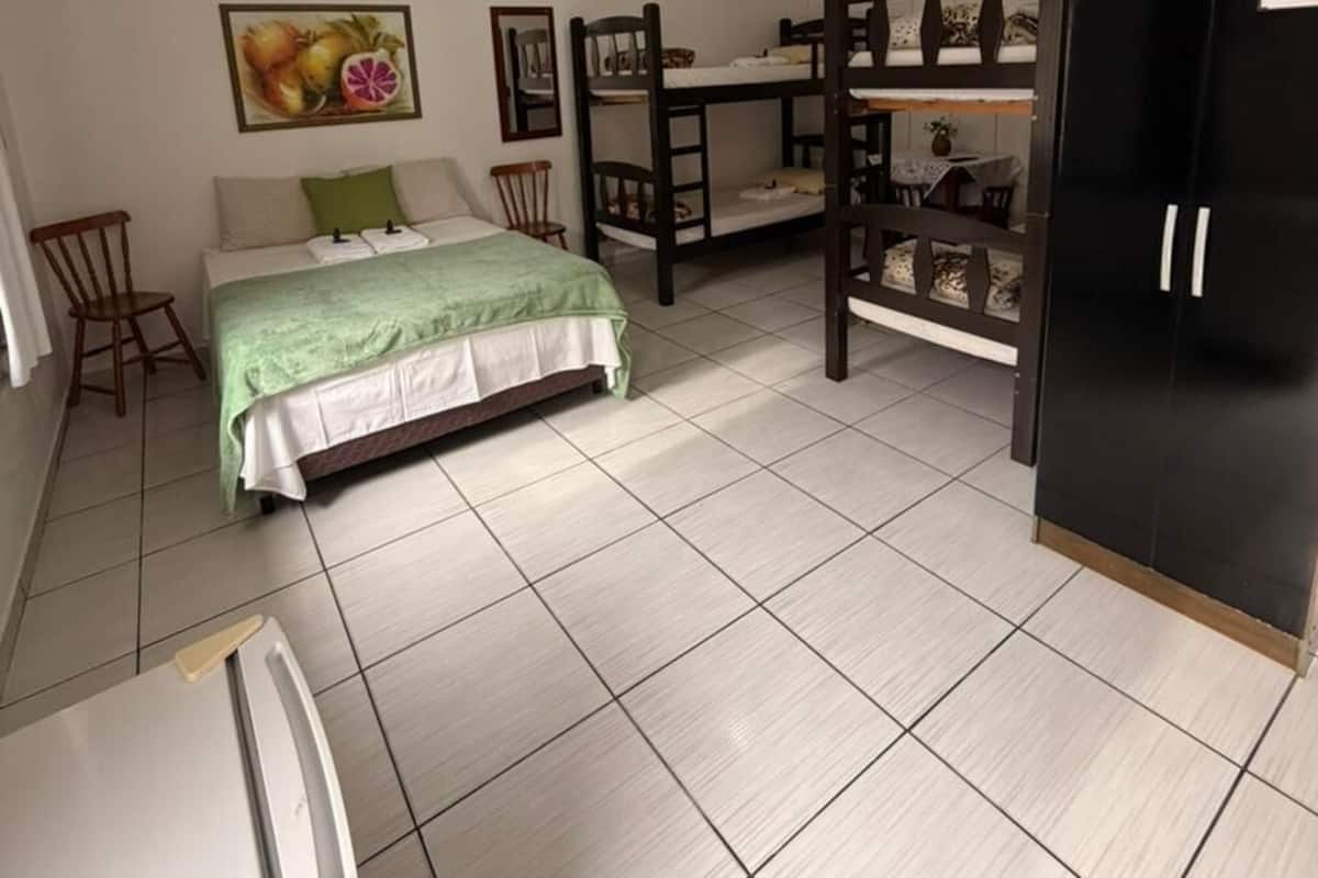 Quarto Familia 6 pessoas