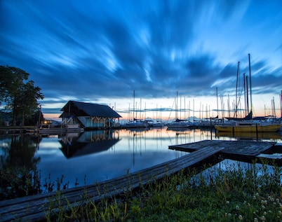 "The Cabin" at North Alabama Sailing Marina - Sail, Fish, Ski or Just Relax!