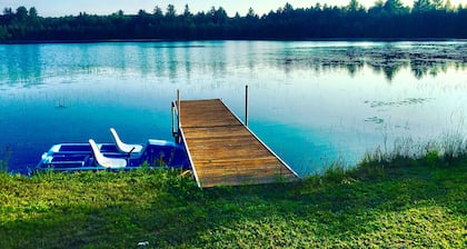 Year-Round Cabin Rental ~ Gorgeous Lakefront Property Nestled In The Woods