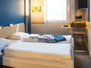 Schallisolierte Zimmer, kostenloses WLAN, Bettwäsche