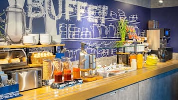 Daily buffet breakfast (EUR 12 per person)