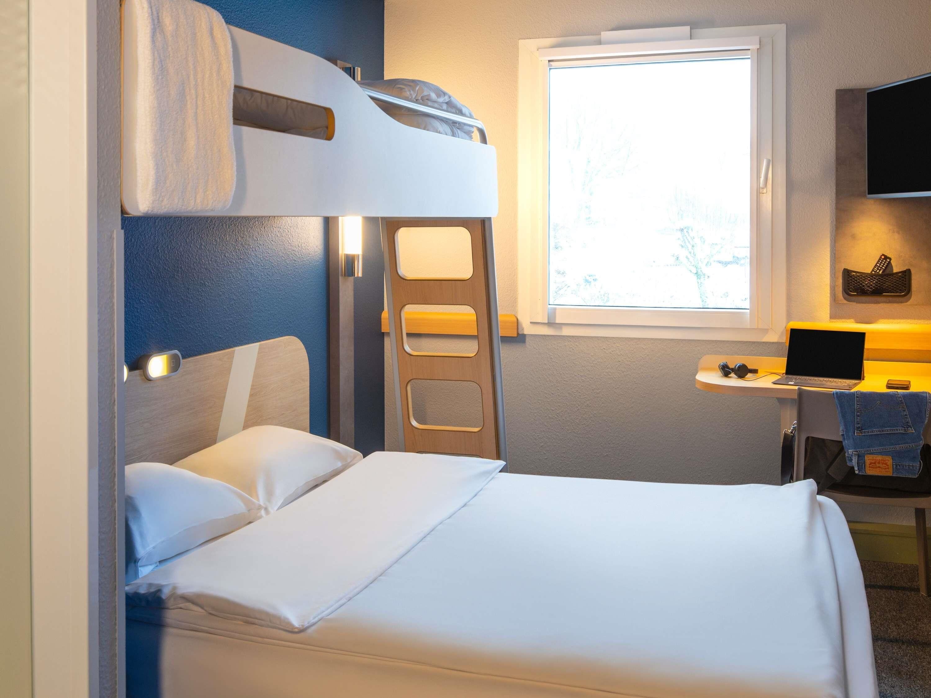 Sistema de insonorización, wifi gratis y ropa de cama 