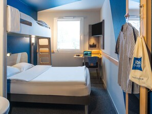 Standard Room, 1 Double Bed | Soundproofing, free WiFi, bed sheets - Ibis Budget Hamburg Quickborn (Quickborn)