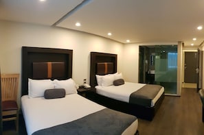Standard Room, 2 Double Beds, Non Smoking | In-room safe, individually decorated, individually furnished, desk - Best Western Plus Metepec & Suites (Toluca)